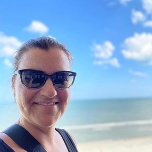 Meet your Posher, Josée